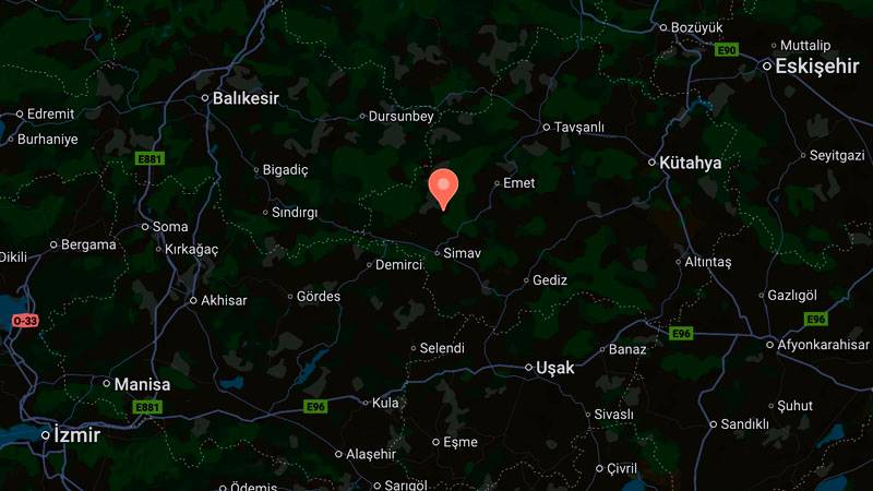 Simav’da gece yarısı 4,5 büyüklüğünde deprem korkuttu
