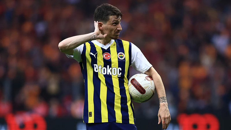 Fenerbahçe’de Mert Hakan Yandaş sahalara dönüyor
